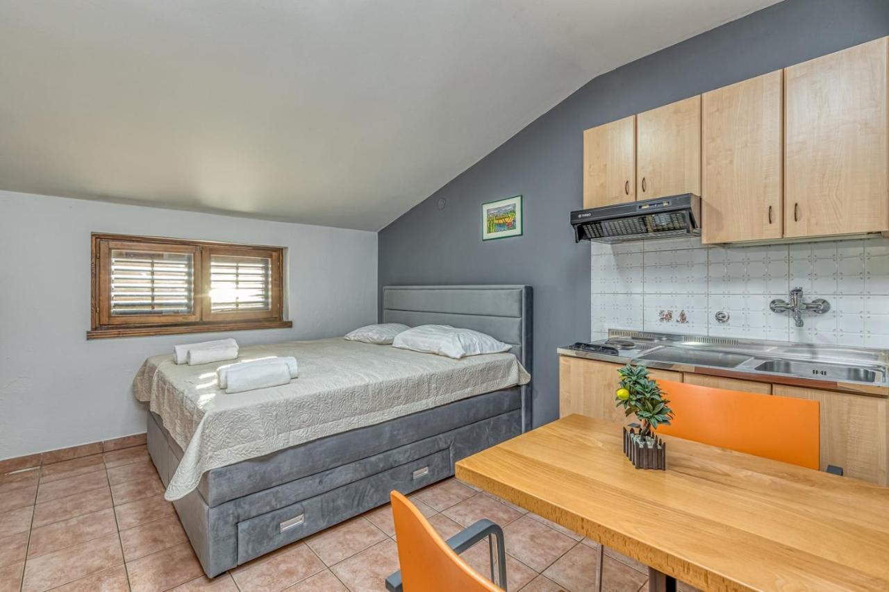 Apartment-Haus Wolbeck Cervar-Porat Luaran gambar