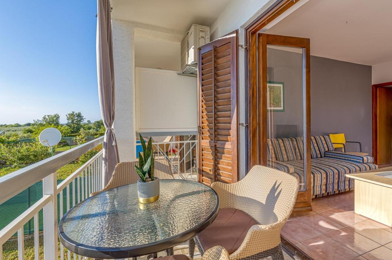 Apartment-Haus Wolbeck Cervar-Porat Luaran gambar